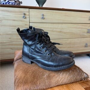 Women's Black Lace-Up Leather Boots